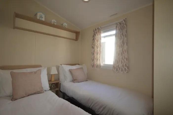 Oyster Etchingham Seaview Hotel Уитстейбъл Екстериор снимка