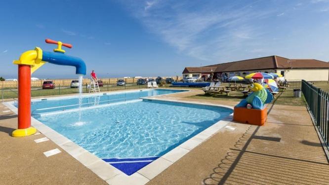 Oyster Etchingham Seaview Hotel Уитстейбъл Екстериор снимка