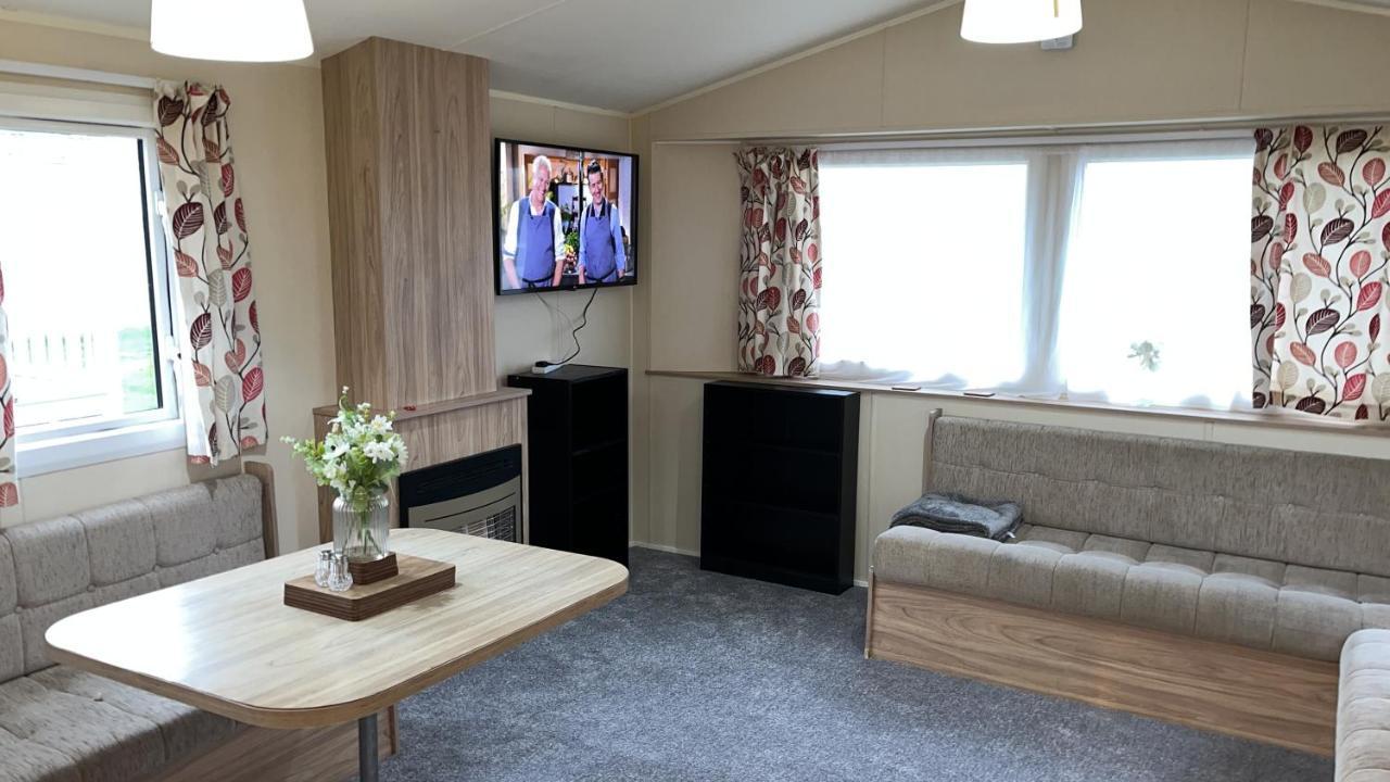 Oyster Etchingham Seaview Hotel Уитстейбъл Екстериор снимка